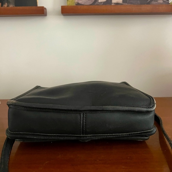 Vintage Coach Station Bag - Black - 1994 - Picture 6 of 10